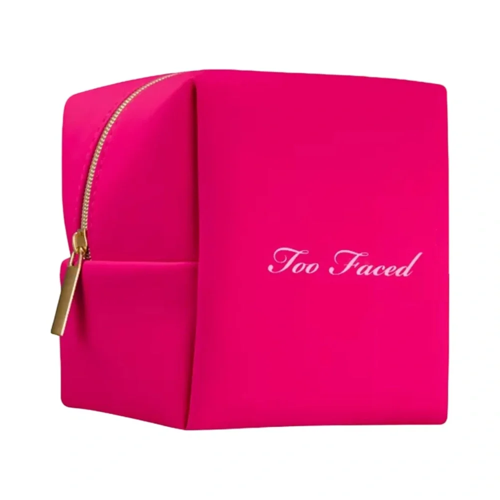 Too Faced Lip Injection Travel Size Plumper Set NWT Cosmetic Bag great for Gift